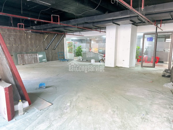 Cho thuê văn phòng tại Sapphire Palace, 12$/m2, 130m2, giá cực chất