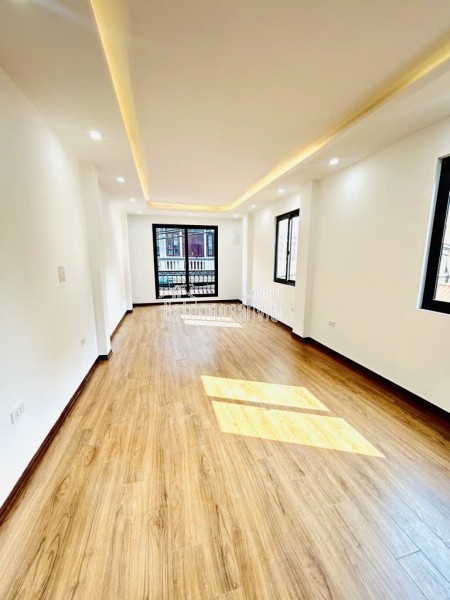 💥 BÁN NHÀ HOÀNG MAI- LÔ GÓC - Ô TÔ - KINH DOANH THÔNG TỨ PHÍA  : 37M* 5 TẦNG * 8.95 tỷ ( Thương