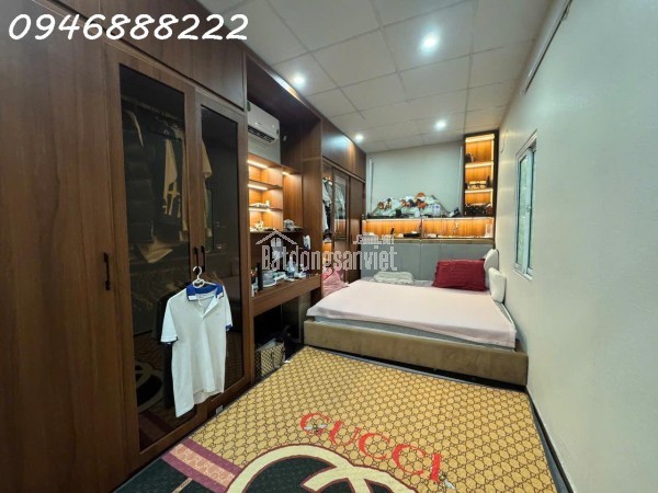 Bán nhà 2 tầng mặt đường Hoàng Ngọc Phách - Quán Nam vị trí cực đẹp