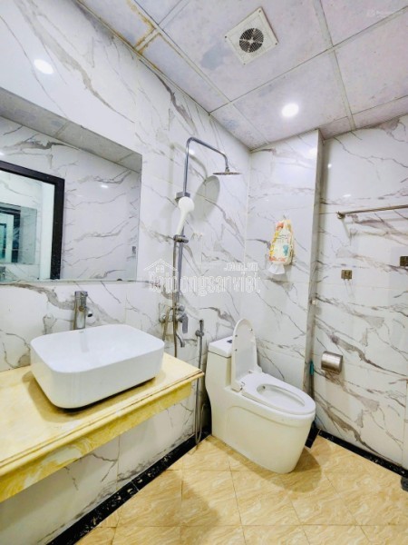 Giảm mạnh. Bán nhà Xuân Đỉnh, Cạnh KĐT Ngoại Giao Đoàn, ngõ hơn 3M, 2 Thoáng, ô tô đỗ cổng