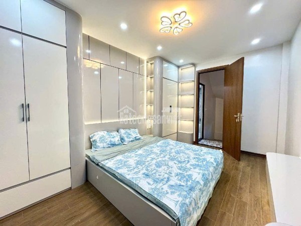 Bán nhà Giáp Nhị – 5
 tầng thang máy, nhà mới tinh, MT 4.1m – Giá 8.65 tỷ