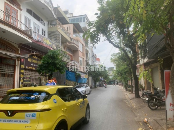 Bán Nhà Khu Nhà Ở Cao Cấp 120 Ngô Gia Tự – Vị Trí Đẹp, Full Nội Thất, Dân Trí Cao