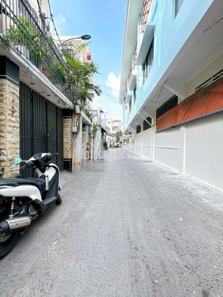 RẤT GẤP BÁN - GIẢM 7 TỶ - CHỈ CÒN 17.9 TỶ - TL MẠNH - CHÍNH CHỦ ĐINH CƯ BAY GẤP - MT BẠCH ĐẰNG -