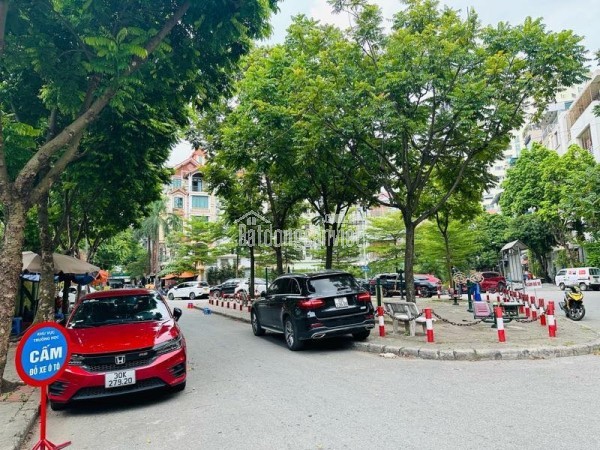 Trung Yên xe con tránh hoạt động, vỉa hè ngõ thông, 60m, 28 Tỷ, trước mặt 5m