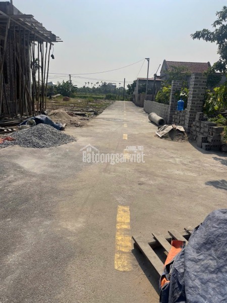 LÔ ĐẸP 84M² – NGANG 4.5M – NGÕ NHỰA 4–5M Ô TÔ TẬN ĐẤT – GIÁ CHỈ ~1 TỶ  ZALO 0567 222 555