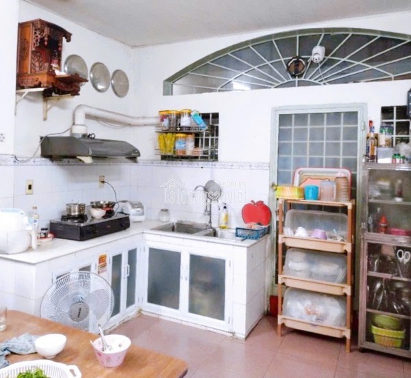 Chung cư cao cấp Thang máy Trường Sa – QUẬN BÌNH THẠNH – 6.6 x 8 m – 52 m2 – 3.28 tỷ