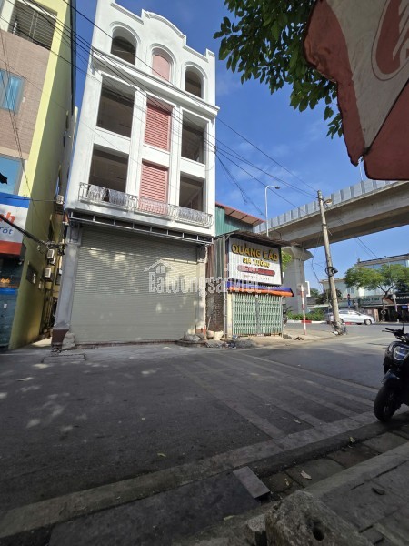 CHO THUÊ NHÀ MẶT PHỐ - ĐẶNG TIẾN ĐÔNG, 5 TẦNG, 5WC, PCCC 
NHÀ MỚI, cho thuê linh hoạt theo nhu