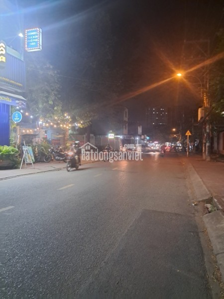 Bán nhà 4 tầng tại đường số 16, KDC Nam Long, Phước Long B, Q.9, TP HCM. DT 90m2, 4 tầng SH. Giá