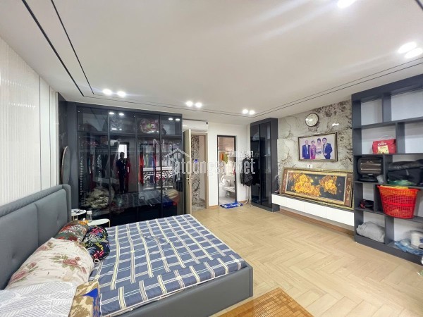 PHÂN LÔ QUÂN ĐỘI PHÚC ĐỒNG 40M2, 6T, MT5M, VỈA HÈ, KINH DOANH - NHỈNH 1X TỶ