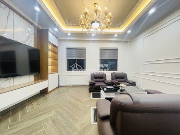 Bán Nhà Phân Lô Chuẩn Đẹp – Ô Tô Tiếp Cận Dễ Dàng – Khu Trục Lớn Tố Hữu – Inb/Zalo 0972 078 667