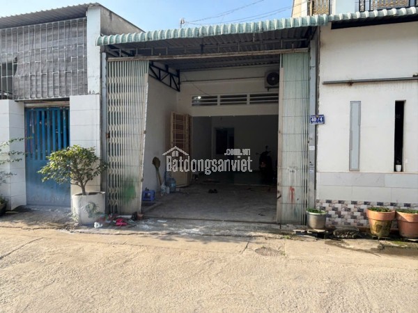 CHÍNH CHỦ CẦN BÁN GẤP NHÀ TẠI QUẬN 1 - TP HỒ CHÍ MINH