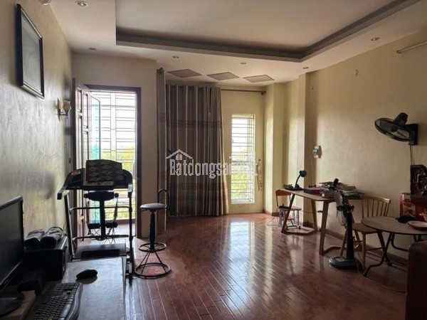 Bán nhà đẹp Mặt Phố Hoàng Như Tiếp- Lô Góc - Kinh Doanh- Via he 100m5 tầng nhỉnh 49 tỷ