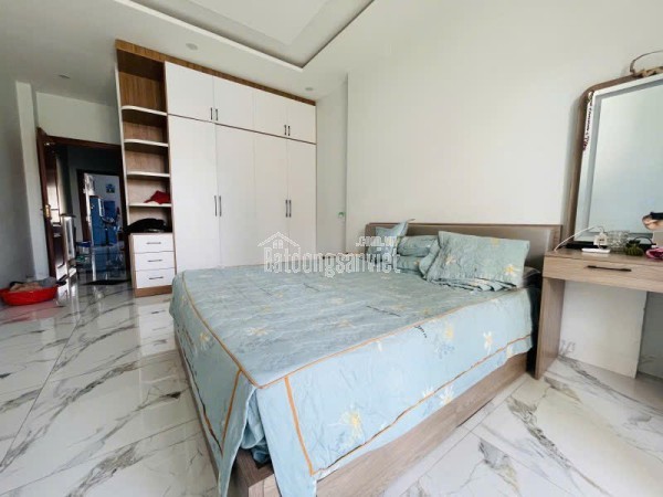 Bán CHDV ngang 7m 5 tầng đường 10m Lê Đức Thọ 105m2 17PN đi bộ đi chợ Căn Cứ chỉ 17.8 tỷ.