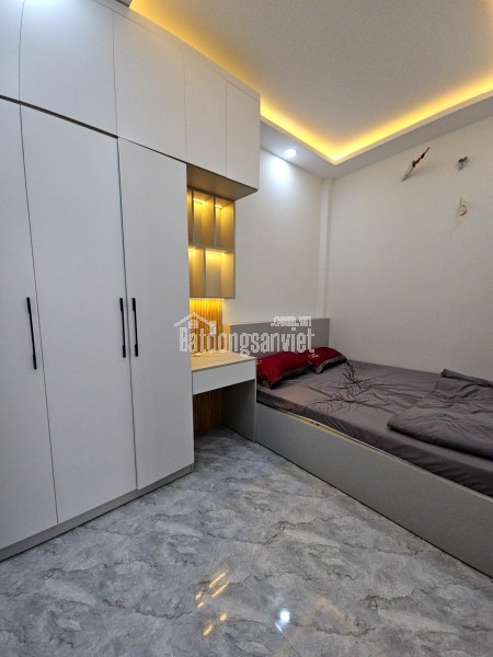 BÁN NHÀ SÁT MẶT TIỀN LÂM VĂN BỀN TÂN QUY Q7 
XE HƠI NGAY NHÀ CÓ 8 TỶ