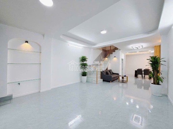 BÁN NHÀ SÁT MẶT TIỀN LÂM VĂN BỀN TÂN QUY Q7 
XE HƠI NGAY NHÀ CÓ 8 TỶ