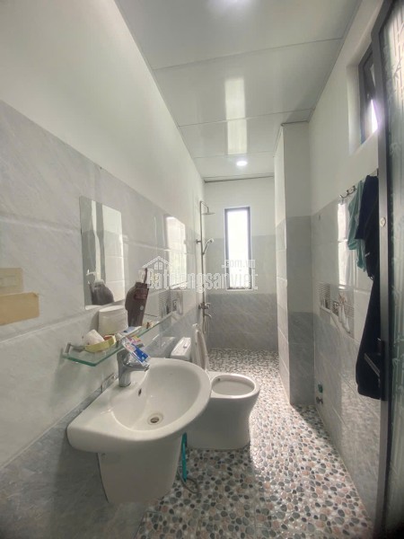 Bán nhà 3 tầng tại Phước Đồng, Nha Trang
 Diện tích 113,7m²  Giá bán 4,5 tỷ (thương lượng), thuế