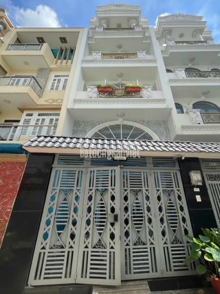 T1693 🔥 Giảm 410tr! Nhà Chiến Lược Bình Tân, SHR, Vuông, HXH, 5 tầng, 4x16m, 6.x tỷ