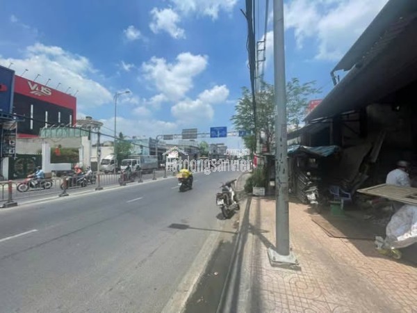 Bán nhà mặt tiền 4,3x33m giá 11,79 tỷ Đường Tô Ký