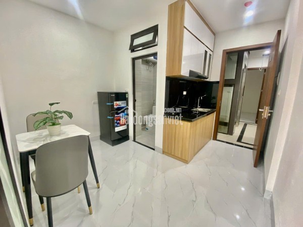 Cho thuê căn hộ CCMN ĐẸP thoáng tại Ngõ 113 Thái Thịnh, Đống Đa