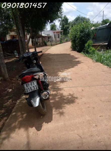 Bán đất 250m2 (100m2đất ở) 580tr ở thành phố PleiKu- Gia Lai