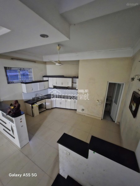 Cho thuê nhà Đại Đồng, Vĩnh Hưng 3 tầng x 66m2, 4 ngủ, 3 WC 13 Triệu/th