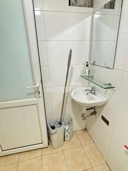 CHO THUÊ VĂN PHÒNG – KHO GIÁ RẺ TẠI LẠC LONG QUÂN, HÀ NỘI