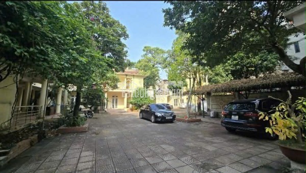 CHO THUÊ VĂN PHÒNG – KHO GIÁ RẺ TẠI LẠC LONG QUÂN, HÀ NỘI