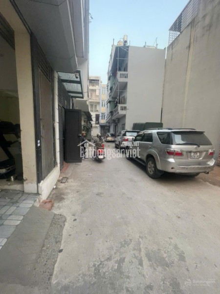 Cho thuê nhà nguyên căn mới ngõ 299 Hoàng Mai.50m², 5 tầng + 1 tum, 19 Triệu