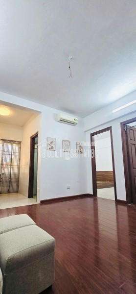 Cho thuê nhà nguyên căn ngõ 102 Hoàng Đạo Thành 50m² x 4 tầng, 3PN, 13 Triệu