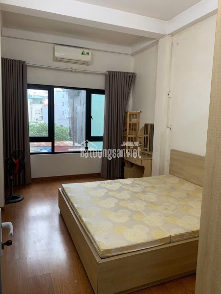 Cho thuê nhà nguyên căn ngõ 102 Hoàng Đạo Thành 50m² x 4 tầng, 3PN, 13 Triệu
