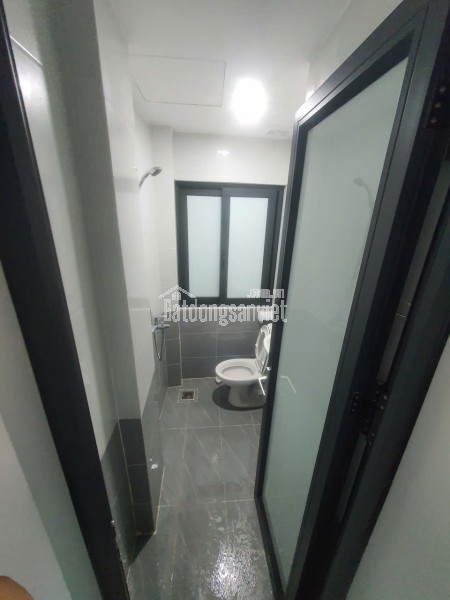 CHO THUÊ PHÒNG -  NHÀ MỚI, ĐỦ ĐỒ, VỊ TRÍ TRUNG TÂM GIẢI PHÓNG