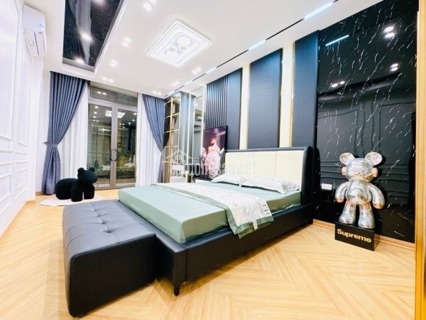 bán nhà quán thánh ba đình 22m x4 tầng 6,9 tỷ lô góc,3 nhà ra phố