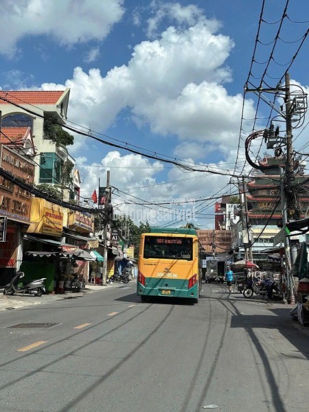 Nhà chính chủ gửi bán 1 sẹc Đ.số 30 HXT 93m2 5 tầng mới DT 20 triệu gần chợ hơn 9 tỷ