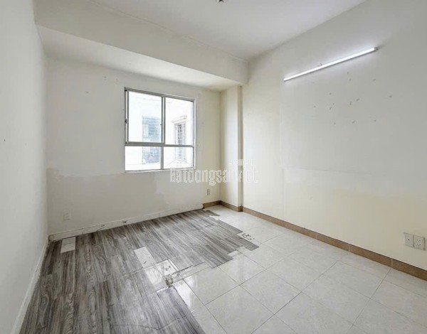 Nhà hẻm Lê Văn Sỹ - QUẬN 3 - 5.7 tỷ - 4 x 8 m