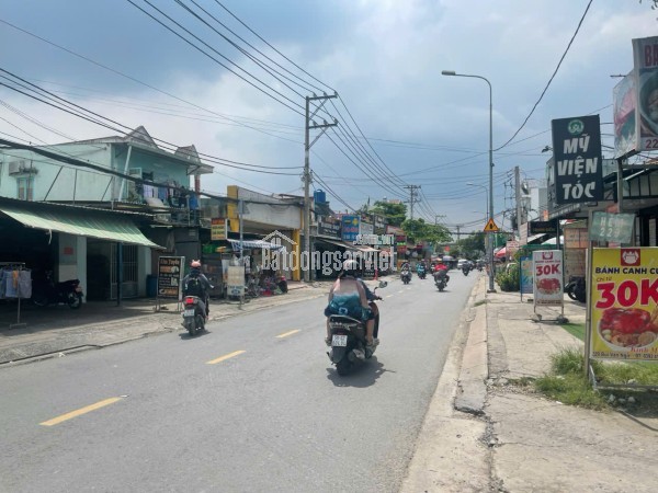 Bán đất mặt tiền 8000m giá 12 triệu/m2 Đường Tỉnh Lộ 15