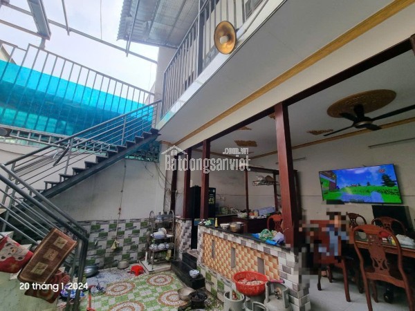 Bán đất mặt tiền 8000m giá 12 triệu/m2 Đường Tỉnh Lộ 15