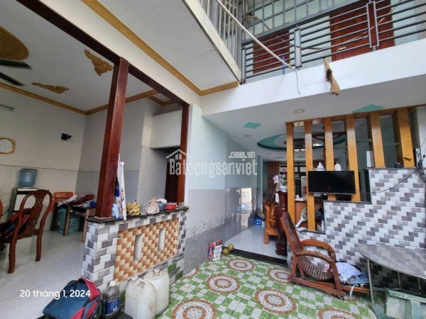 Bán đất mặt tiền 8000m giá 12 triệu/m2 Đường Tỉnh Lộ 15