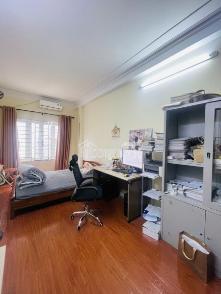 BÁN NHÀ KIM GIANG- THANH LIỆT, 35 M2, 5 TẦNG, MĂT TIỀN 3,3 M, GIÁ 11,5 TỶ.