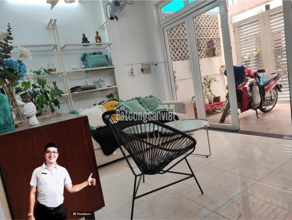 Cho thuê MB có chỗ ở lại, Bùi Đình Tuý, P.12, 85m2, 11tr