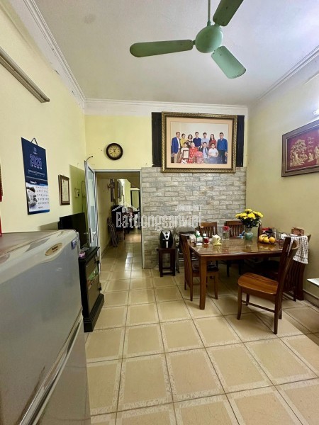 Bán nhà mặt phố Hàng Cân, 75m2, 3 tầng, mặt tiền rộng 4.7m, 52.5 tỷ, kinh doanh đỉnh