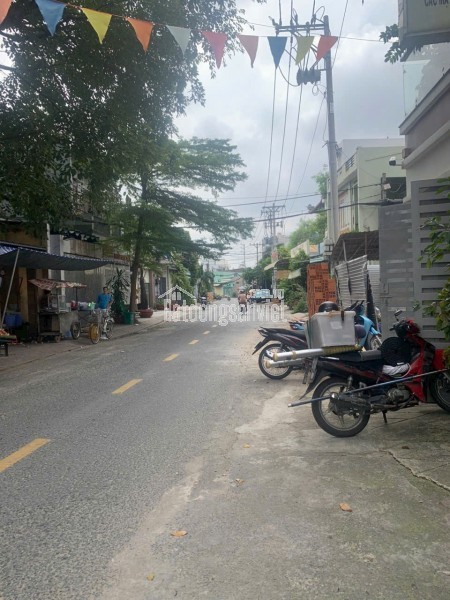 NHÀ XƯỞNG (14x40) MẶT TIỀN 1/ DƯƠNG CÔNG KHI, XUÂN THỚI THƯỢNG, HÓC MÔN!