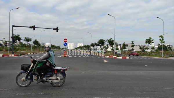 METRO SÀI GÒN THAM LƯƠNG ĐIỂM NHẤT ĐÔNG HƯNG THUẬN QUÂN 12
GIÁ HIẾM CHỈ 6,8TY SỞ HỮU 100M2