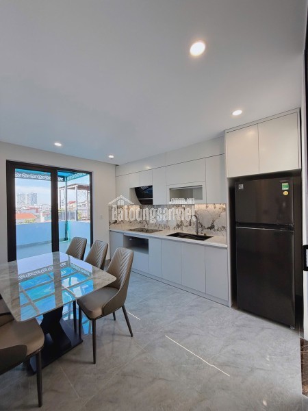 TRUNG TÂM BỒ ĐỀ 45M2, 7 TẦNG THANG MÁY, Ô TÔ TRÁNH, GARA 7 CHỖ - NHỈNH 14 TỶ