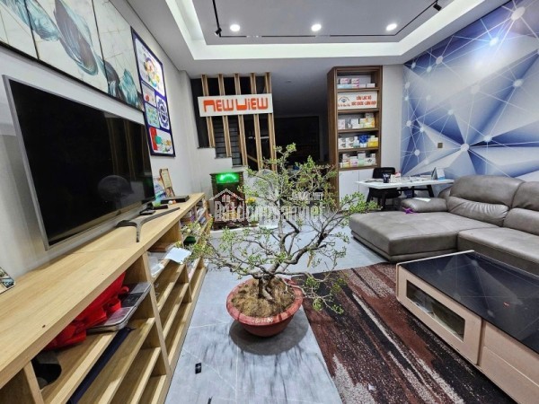 Bán nhà đường Số 10, Linh Chiểu, Thủ Đức, TP HCM. DT 128m2, 2 tầng, 4 phòng ngủ. Giá 9,9 tỷ