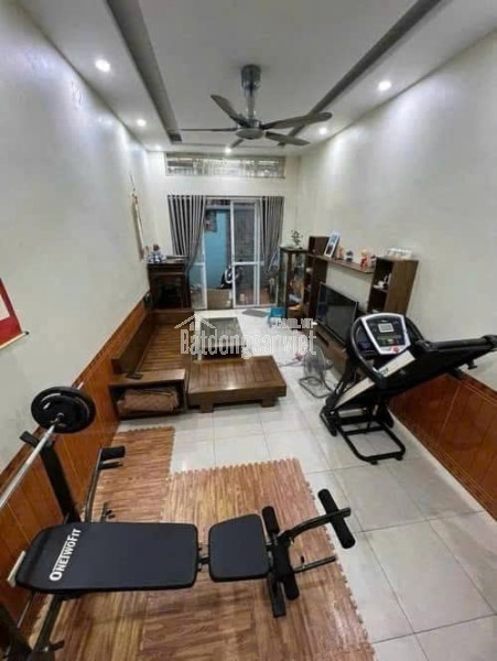 Bán nhà mặt phố Lãn Ông, 75m2, 3 tầng, mặt tiền rộng 4.7m, 52.5 tỷ, kinh doanh đỉnh