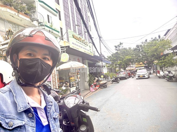 BÁN NHÀ Đ.SỐ- 6 TẦNG- NGANG LỚN 6.6- CÁCH 5M RA MT XE HƠI- LƯU THÔNG VĨNH HỘI- KHÁNH HỘI- BẾN VÂN