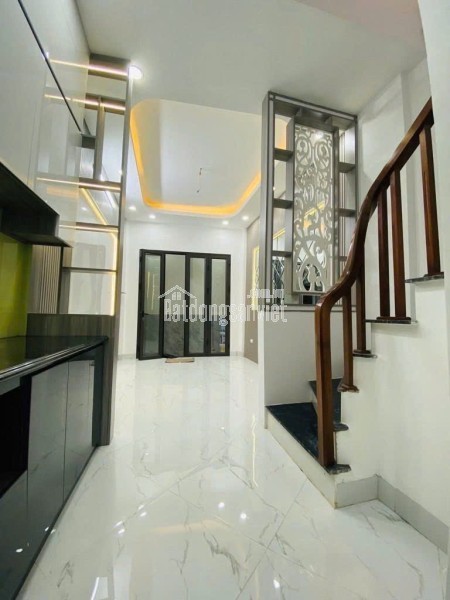 BÁN NHÀ HOÀNG HOA THÁM , GẦN HỒ TÂY , GẦN HỒ TRÚC BẠCH