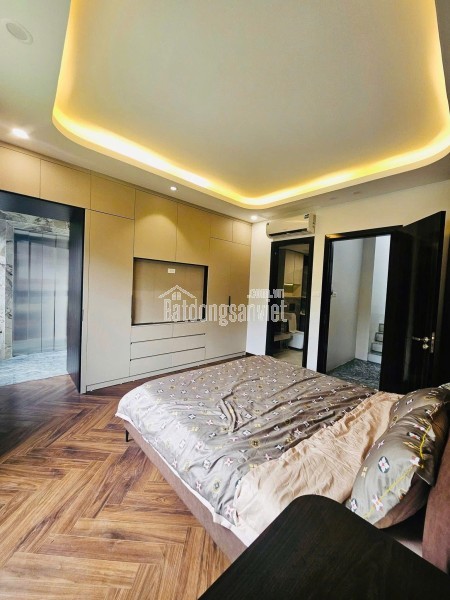 CCMN VĂN HƯƠNG TÔN ĐỨC THẮNG - 7 TẦNG THANG MÁY - FULL ĐỒ - 34m2  mt 5m Giá 14.9 tỷ