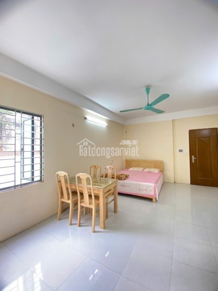 Cho Thuê Ccmn 1pk 1pn đẹp thoáng sáng 178 Tây Sơn, Đống Đa