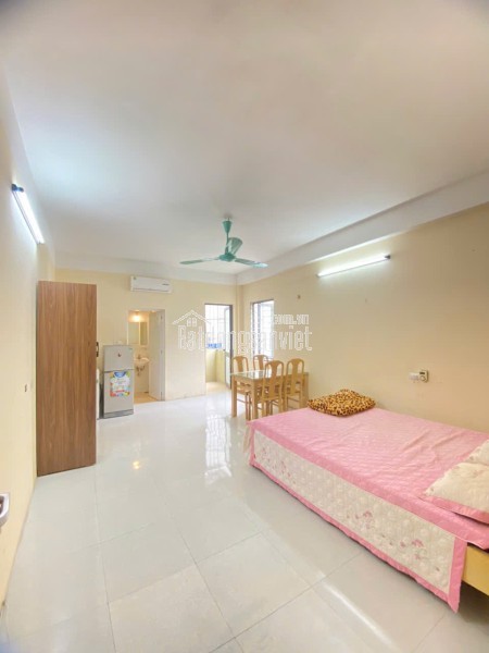 Cho Thuê Ccmn 1pk 1pn đẹp thoáng sáng 178 Tây Sơn, Đống Đa